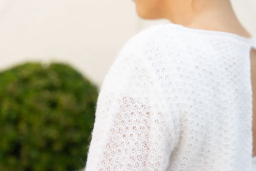 For You: Brautpullover für Hochzeiten AIMY mit großem Rücken-Ausschnitt
