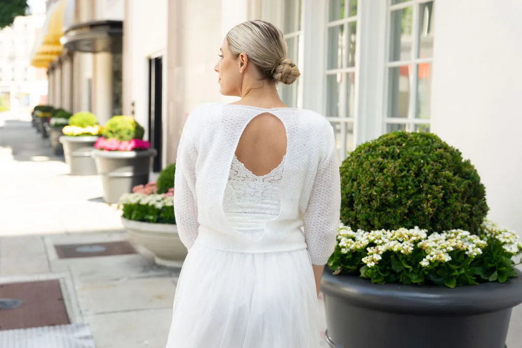 For You: Brautpullover für Hochzeiten AIMY mit großem Rücken-Ausschnitt