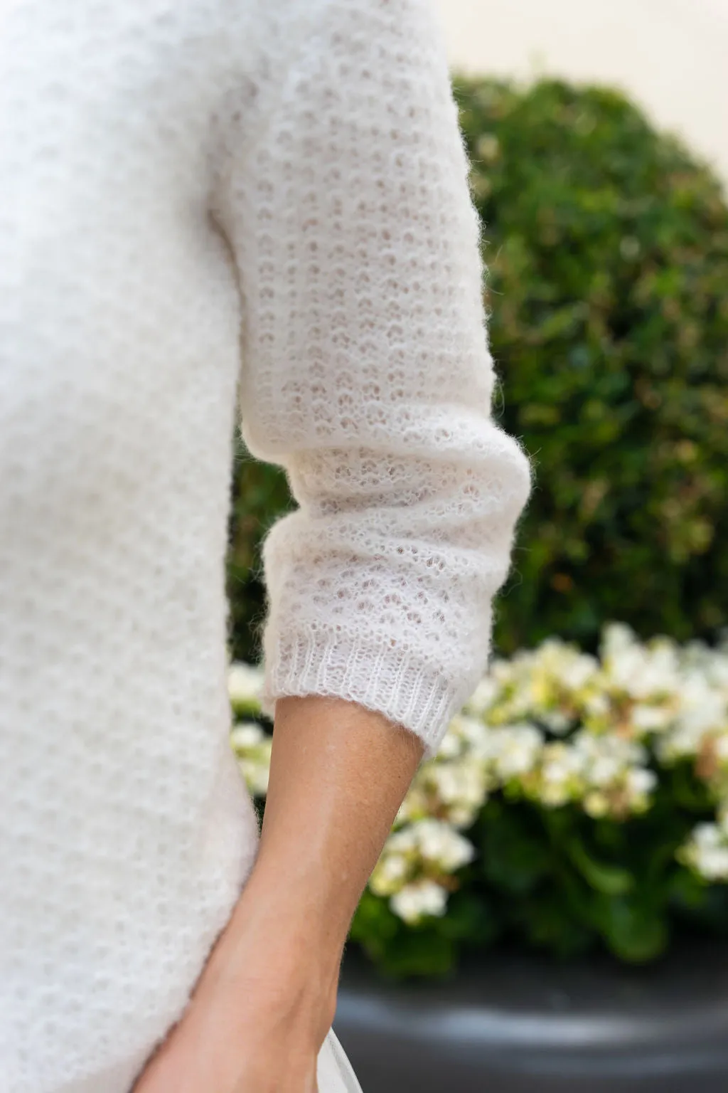 For You: Brautpullover für Hochzeiten AIMY mit großem Rücken-Ausschnitt