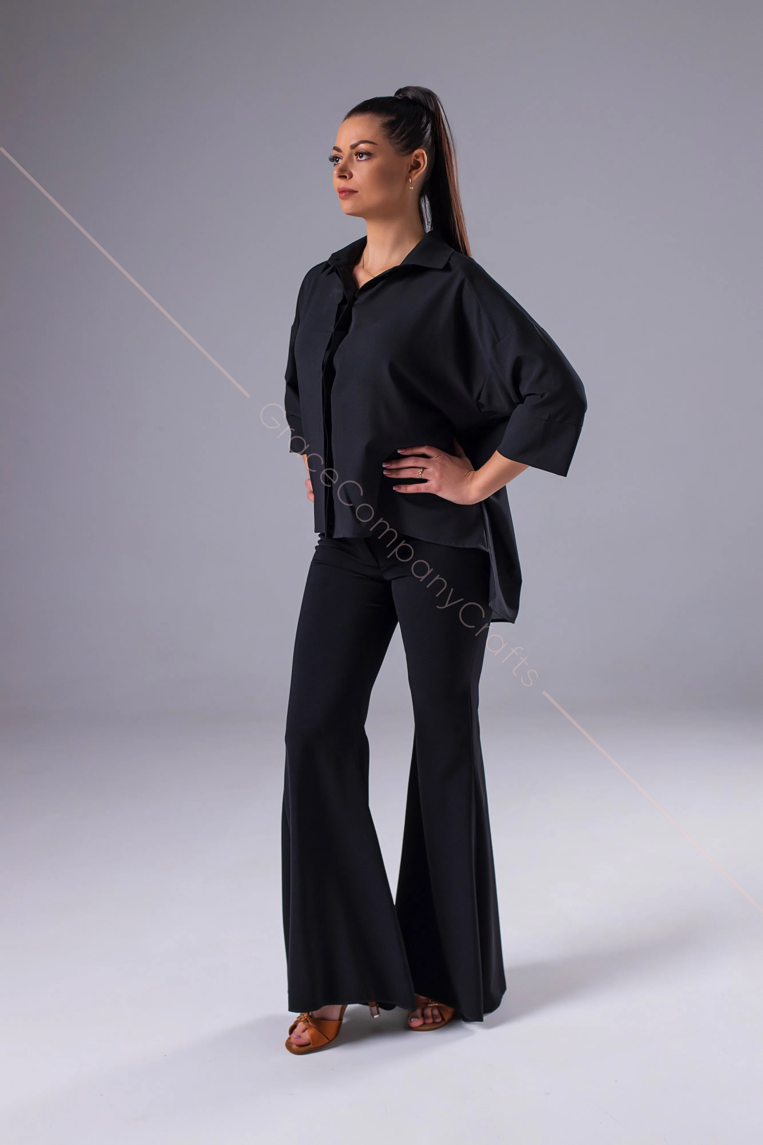 Women's dance pants for the dance floor, flared cut